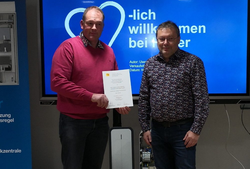 Innungskollegen gratulieren E-K-S Rieth GmbH zum 25. Betriebsjubiläum